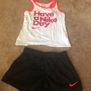 Girls two piece Nike outfit
